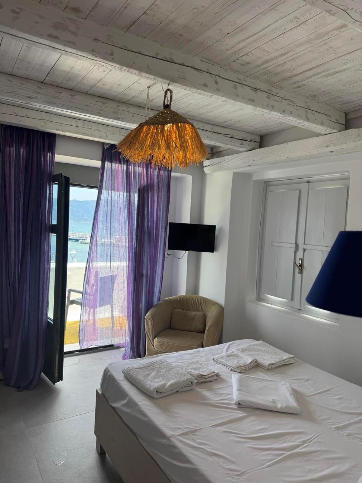Elafonisos Elaion Hotel Bagian luar foto